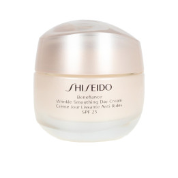 Crema faciala de zi cu efect anti-rid si anti-imbatranire Shiseido Benefiance Wrinkle Smoothing Day Cream 50 ml